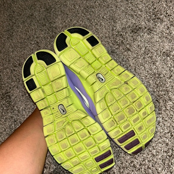 NIKE free run 5.0 neon running shoes purple and yellow - Picture 5 of 7
